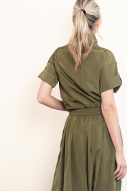 Ibana |  Shiny bomber blouse Tamili | green | Picture 7