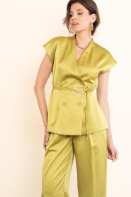 Ibana |  Silk shiny top Teja | green | Picture 5