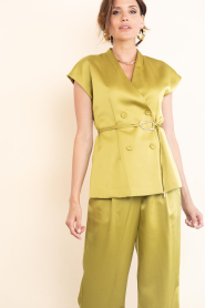 Ibana |  Silk shiny top Teja | green | Picture 6