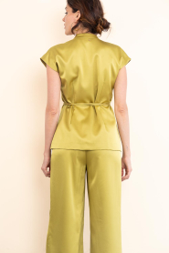 Ibana |  Silk shiny top Teja | green | Picture 9