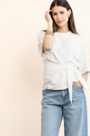 Dante6 |  T-shirt with knot detail Dori | white | Picture 6