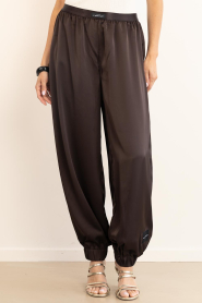 Haute L'Amitié |  Satin balloon pants Evita | brown | Picture 4