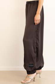 Haute L'Amitié |  Satin balloon pants Evita | brown | Picture 5
