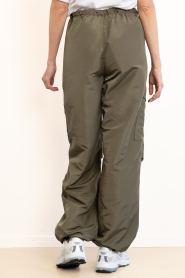 Haute L'Amitié :  Cargo pants Thalia | dark green - img6