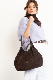 Gianni Chiarini :  Suede shoulder bag Dua | brown - img3