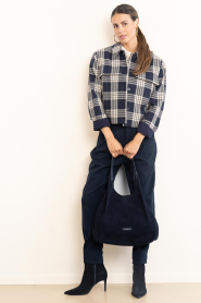 Gianni Chiarini |  Suede shoulder bag Dua | blue | Picture 4