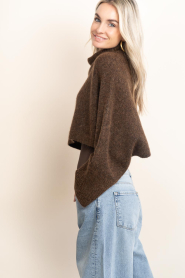 Copenhagen Muse :  Tencel cropped poncho/sweater Rylia | brown - img5
