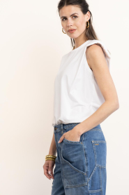 Co'Couture |  Sleeveless top with shoulder padding Eddie | white | Picture 8