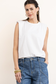 Co'Couture |  Sleeveless top with shoulder padding Eddie | white | Picture 6