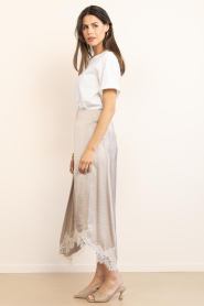 Co'Couture |  Satin skirt with lace detail Idun | natural | Picture 7