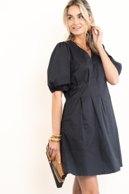 Co'Couture |  Stretch poplin mini dress Poppy | black | Picture 4