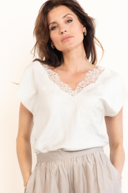Co'Couture |  Satin top with lace Idun | natural | Picture 4