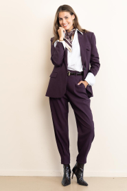 Copenhagen Muse |  High waist barrel trousers Tailor | plum | Picture 2