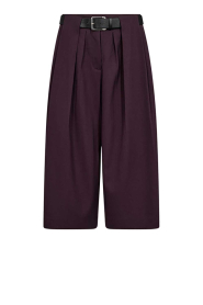 Copenhagen Muse |  Bermuda shorts Tailor | plum