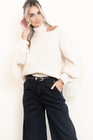 Dante6 :  Sweater with fringes Siega | natural - img7