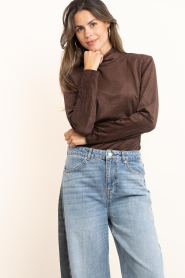 Dante6 |  Suedine top Ease | brown | Picture 2