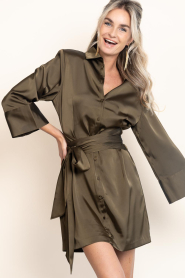 Dante6 |  Satin wrap dress Noanne | green | Picture 4