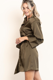 Dante6 |  Satin wrap dress Noanne | green | Picture 7