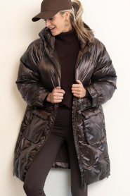 Aaiko |  Long shiny puffer jacket Jolie | dark brown | Picture 4