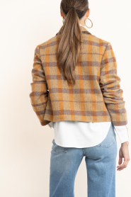 Aaiko |  Checkered cropped wool jacket Solin | brown | Picture 8