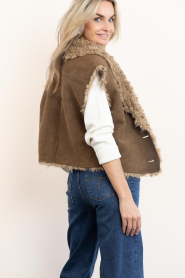 Aaiko |  Gilet with teddy collar Avrelle  | brown | Picture 8