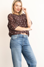 Co'Couture |  Balloon polcadot blouse Dita | bruin | Picture 5