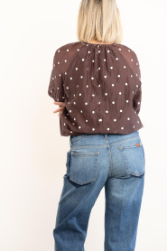 Co'Couture |  Balloon polcadot blouse Dita | bruin | Picture 7