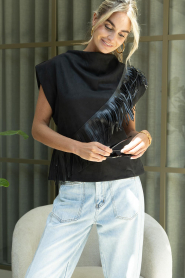 Co'Couture |  Sleeveless top with fringe Bobbie | black | Picture 5