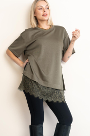 Co'Couture |  T-shirt with lace Larson | green | Picture 5