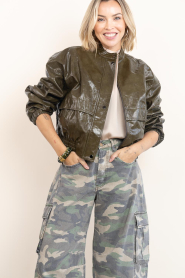 Co'Couture |  Faux leather vintage look bomber Rich | green | Picture 2