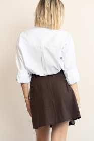 Co'Couture :  Pleated mini-skirt Luna | dark brown - img8