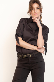 Est'Seven :  Cotton blouse with bow Eilina | brown - img5