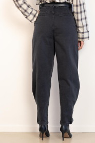 Est'Seven :  Barrel jeans with studs Loua | black - img8