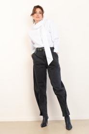 Est'Seven :  Barrel jeans with studs Loua | black - img5