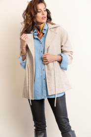 Est'Seven |  Coat with tie belt Ojacky | beige | Picture 6