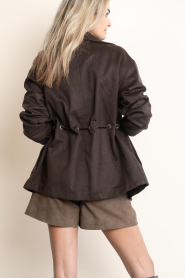 Est'Seven |  Coat with tie belt Ojacky | brown | Picture 7