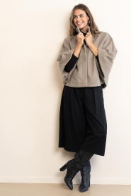 Club L'avenir |  Poncho Sady | taupe | Picture 3