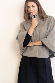 Club L'avenir |  Poncho Sady | taupe | Picture 8