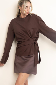 Club L'avenir |  Button wrap shirt Sina | brown | Picture 5