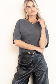 Club L'avenir |  Super soft T-shirt Alva | dark grey | Picture 6