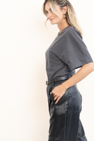 Club L'avenir |  Super soft T-shirt Alva | dark grey | Picture 7