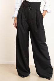 Club L'avenir |  Fitted trousers with detail Alayan | brown | Picture 5