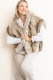STUDIO AR |  Faux fur bodywarmer Olena | beige | Picture 6
