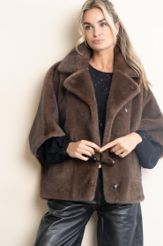 STUDIO AR |  Faux fur cape jacket | choco | Picture 5