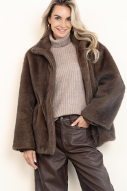 STUDIO AR |  Faux fur jacket with drawstring Frankie | choco | Picture 8
