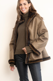 STUDIO AR :  Faux fur jacket with drawstring Frankie | olive - img5