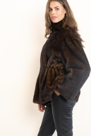 STUDIO AR :  Faux fur jacket with drawstring Frankie | olive - img7