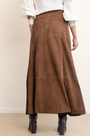 STUDIO AR :  Suède maxi skirt Helena | brown - img6