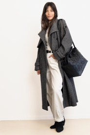 Cala Jade |  Hand breaded leather bag Misu L | black  | Picture 5