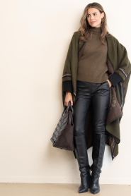 Cala Jade |  Hand braided leather bag Misu L | brown | Picture 3